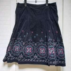 코듀로이 스커트