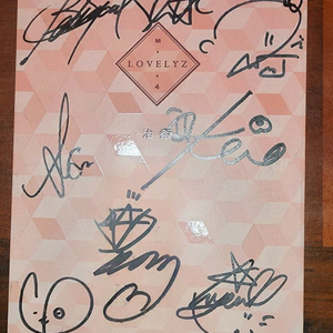 러블리즈 싸인앨범 이미지