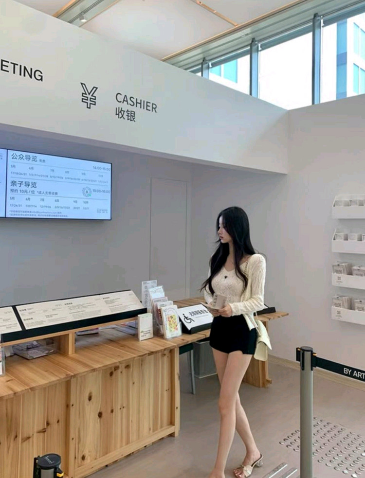 [새상품] 수입의류 디오 그물 나시 가디건 세트--1