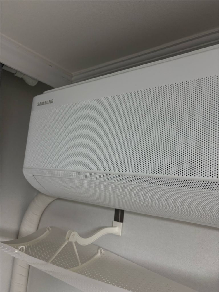 (거의새상품급) 삼성에어컨 2in1 실외기 포함 - 2025년도구매 이미지