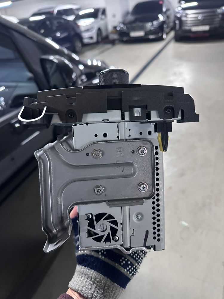 토요타 시에나 순정 카오디오--3