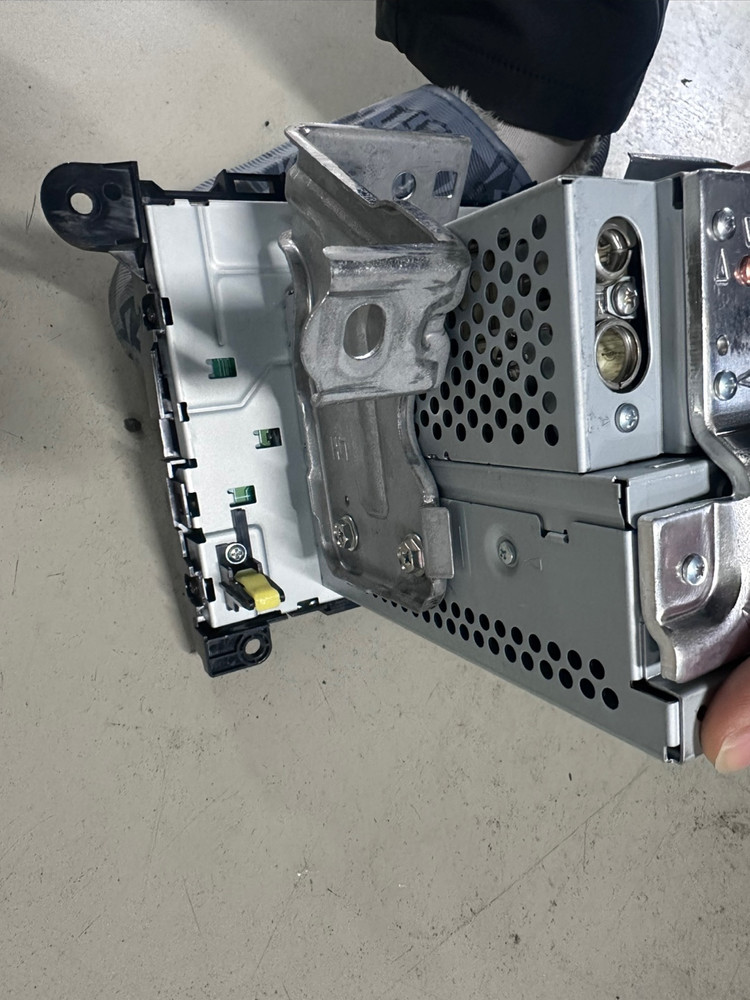 토요타 시에나 순정 카오디오--4