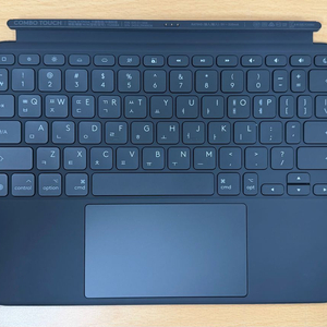 로지텍 콤보터치 11인치 M4