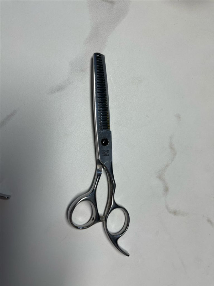 미용가위 장가위 틴닝가위( 사사끼 녹턴 카쇼) 팝니다--2
