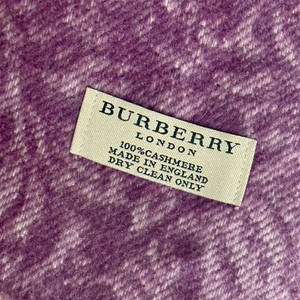 (새상품급)버버리 100% 캐시미어 머플러&숄 겸용 퍼플