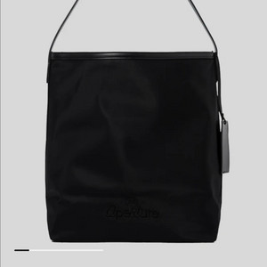 디애퍼처 벌키 나일론 숄더백