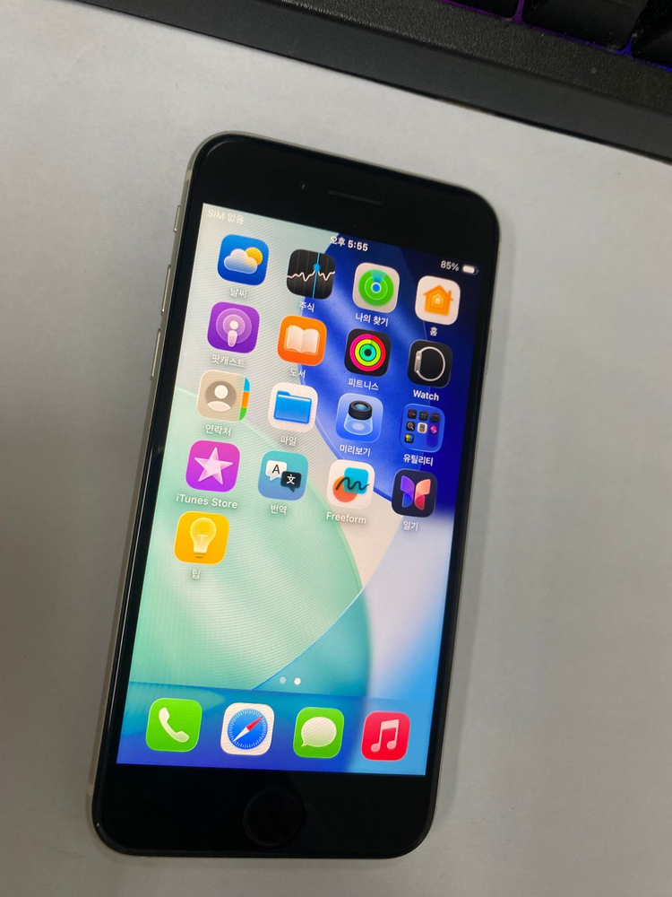 .아이폰SE3 스타라이트 AA급 128GB 무잔상 배터리성능90% 메인폰 자녀폰 업무폰 추천 209385 이미지