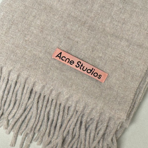 (새상품)아크네스튜디오 내로우 울 프린지 머플러 오트밀 멜란지