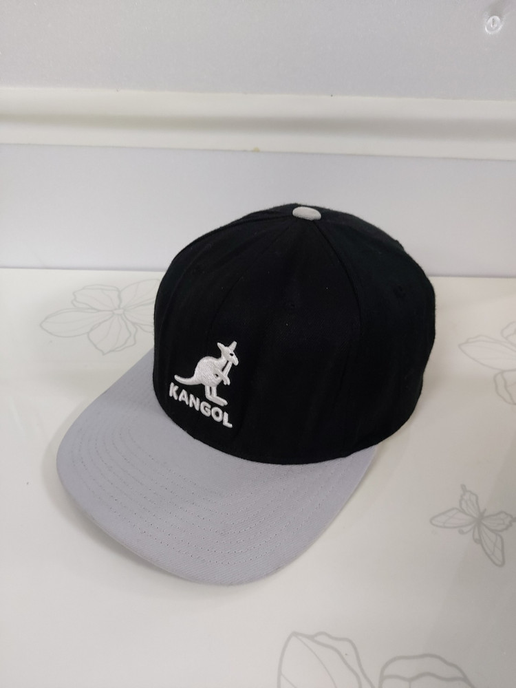 캉골 스냅백 패션모자 거의새것 이미지