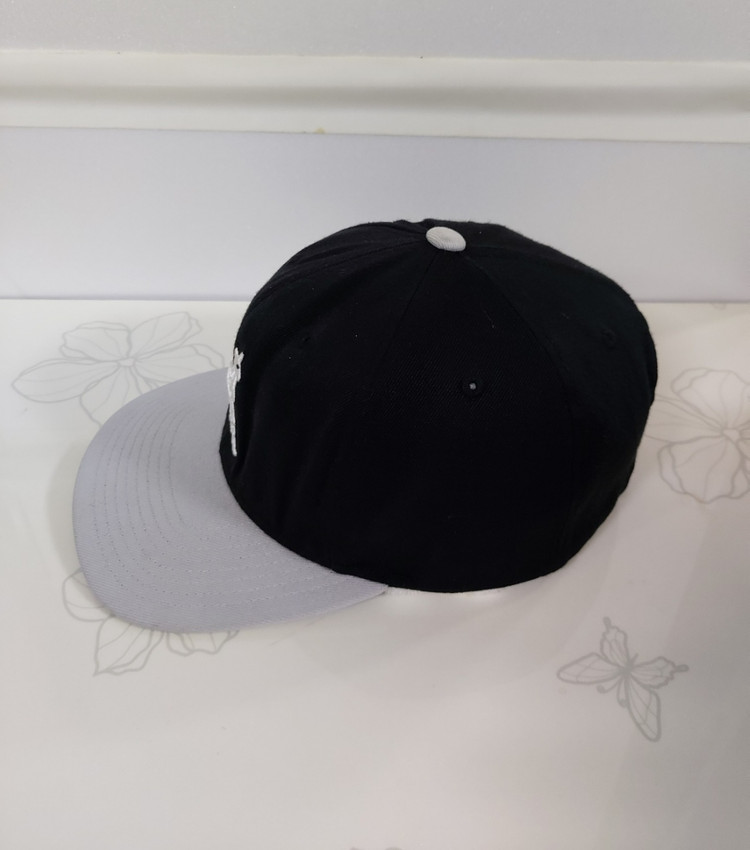 캉골 스냅백 패션모자 거의새것 이미지