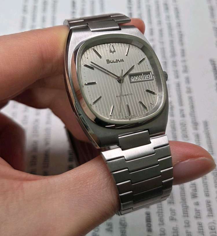 빈티지 부로바 테레비 데이데이트 실버 세로판 다이얼 뻐뻐시 브슬 ver.--2