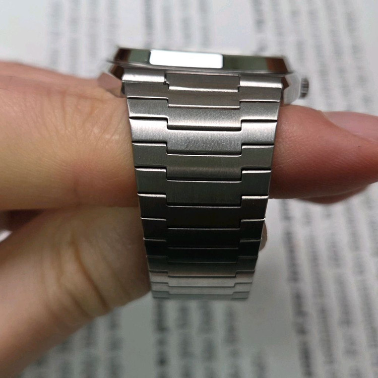 빈티지 부로바 테레비 데이데이트 실버 세로판 다이얼 뻐뻐시 브슬 ver.--6