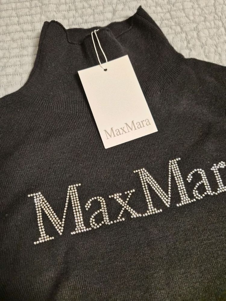 크리스탈 로고 니트--1