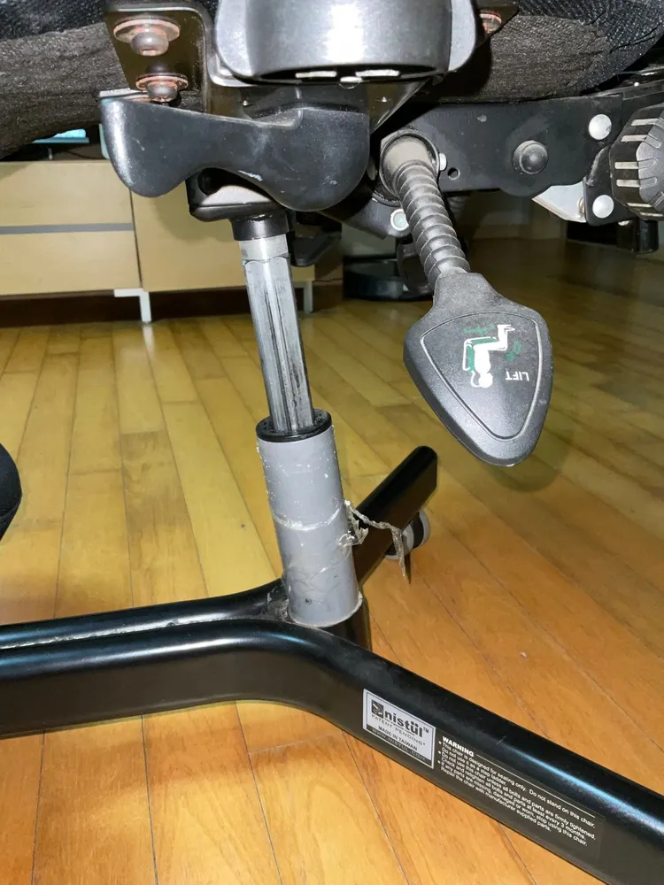 NS750AR 니스툴체어 이미지