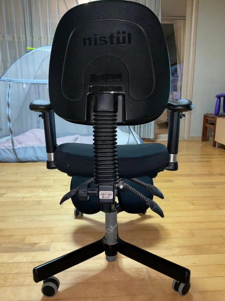 NS750AR 니스툴체어 이미지
