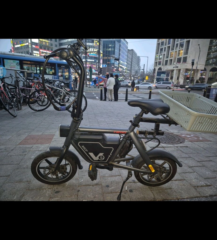 VE 접이식 전기자전거 판매 / 블랙 / 배터리 불량 수리·부품용 35만 굿 거래시 조정 가능 이미지