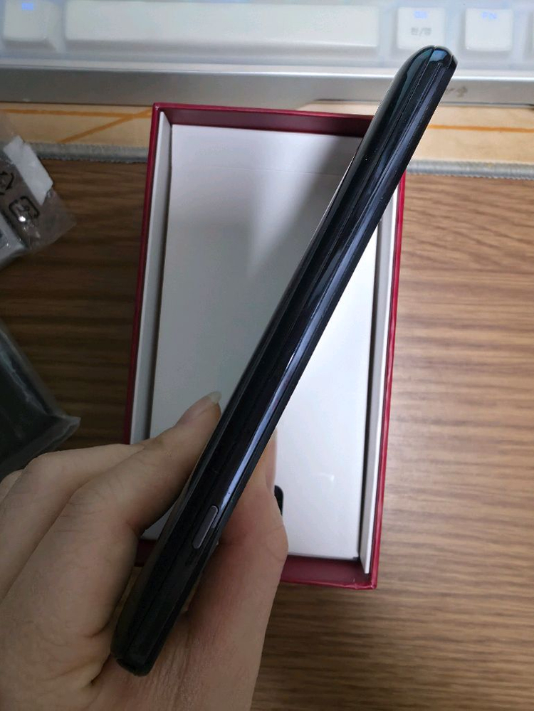 옵티머스LTE3 풀박스.--5