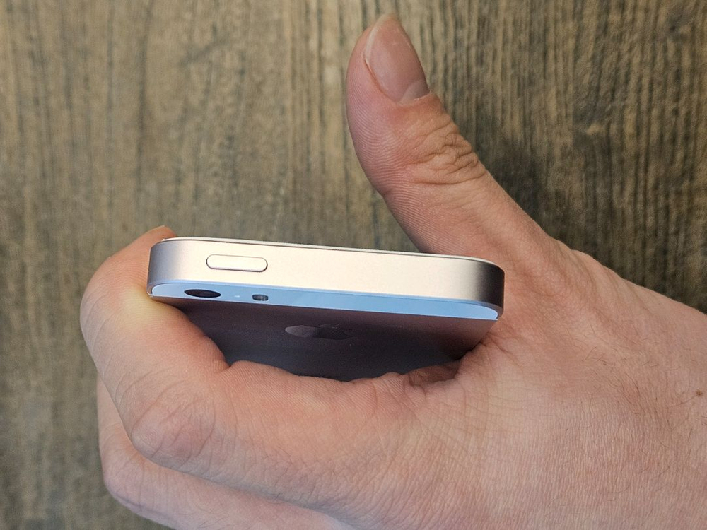 [새상품급/순정] 아이폰se1 로즈골드 128g 무음카메라 배터리100--4