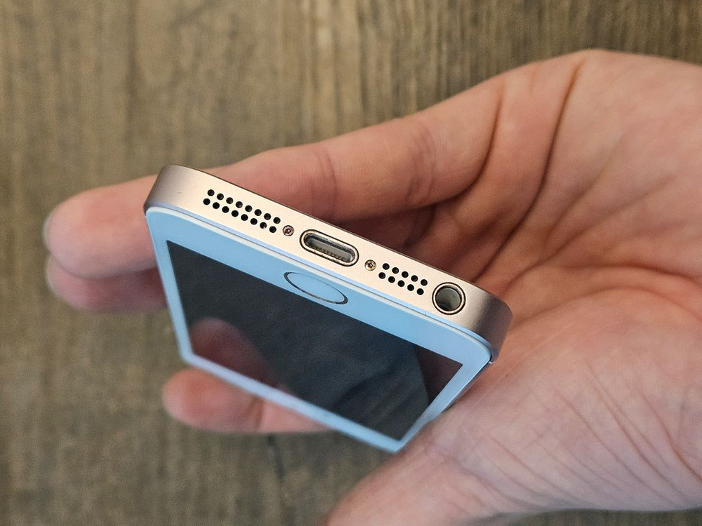 [새상품급/순정] 아이폰se1 로즈골드 128g 무음카메라 배터리100--5