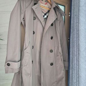 버버리 여성 트렌치코트
