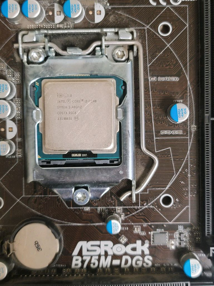 CPU i3-3240,i3-2120 + 메인보드2종 + DDR3 총16기가--1