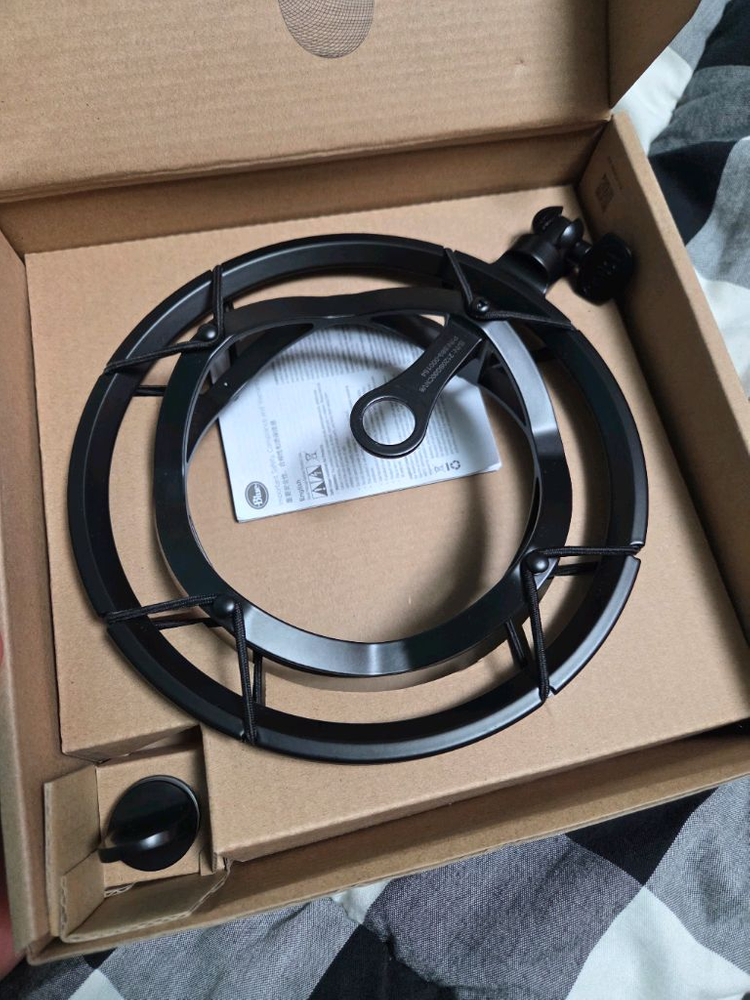 로지텍 블루예티 쇼크마운트 Radius 3 blue yeti 래디우스 새상품 이미지