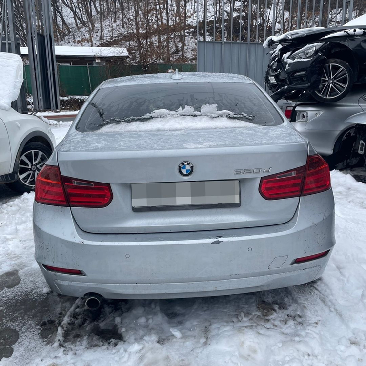 BMW 320D F30 2012년 N47D20C 246952 296,695km 분해 판매합니다--1