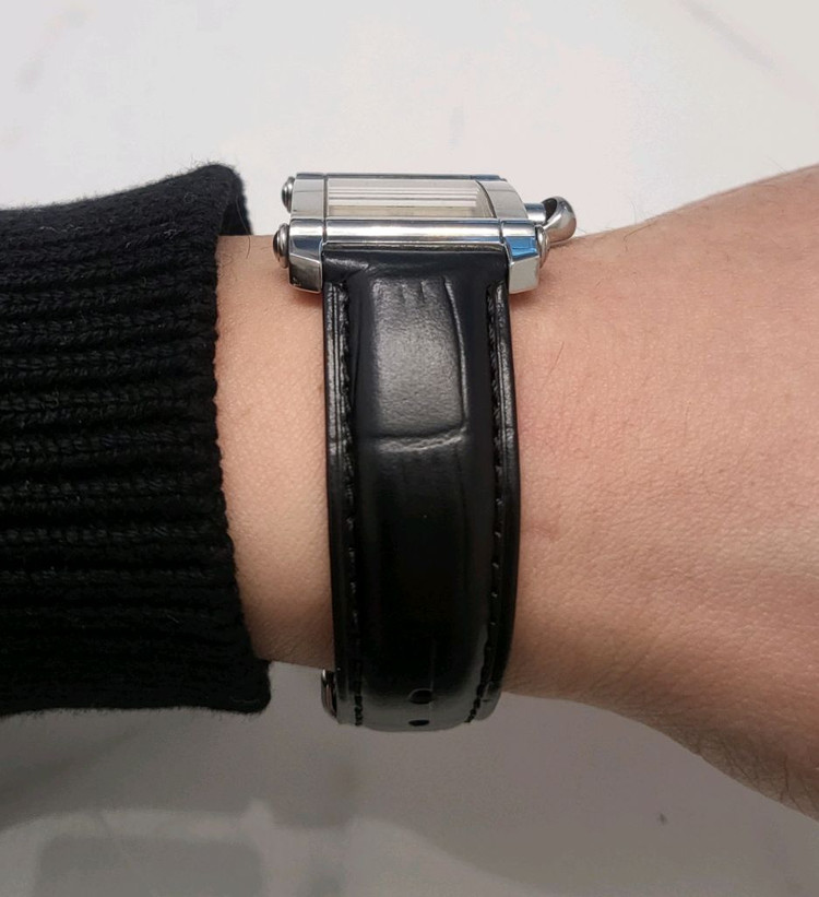 샤리올 Charriol 스위스 명품 남성 가죽 시계 남자 팔찌 이미지