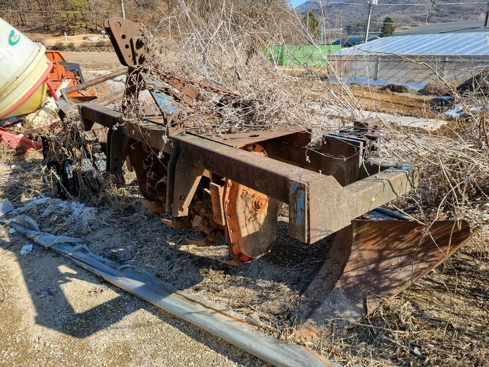 트랙터용 대형 쟁기, 로터리--4