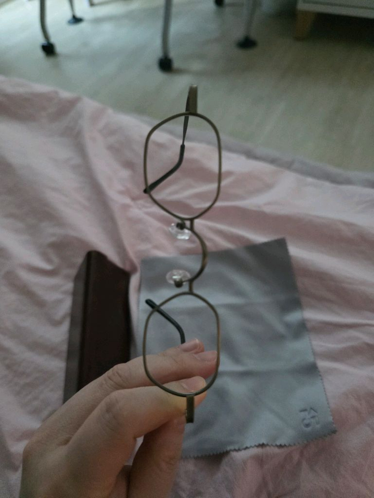 (새상품/한정판) 겸손안경 독립운동가 스타일 팝니다 (구하고 싶어도 못 구해요) 이미지