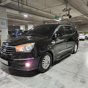 코란도투리스모 TX4륜9인승 2016년식 161,000km