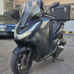 21년식 PCX 블랙 저렴하게 판매합니다