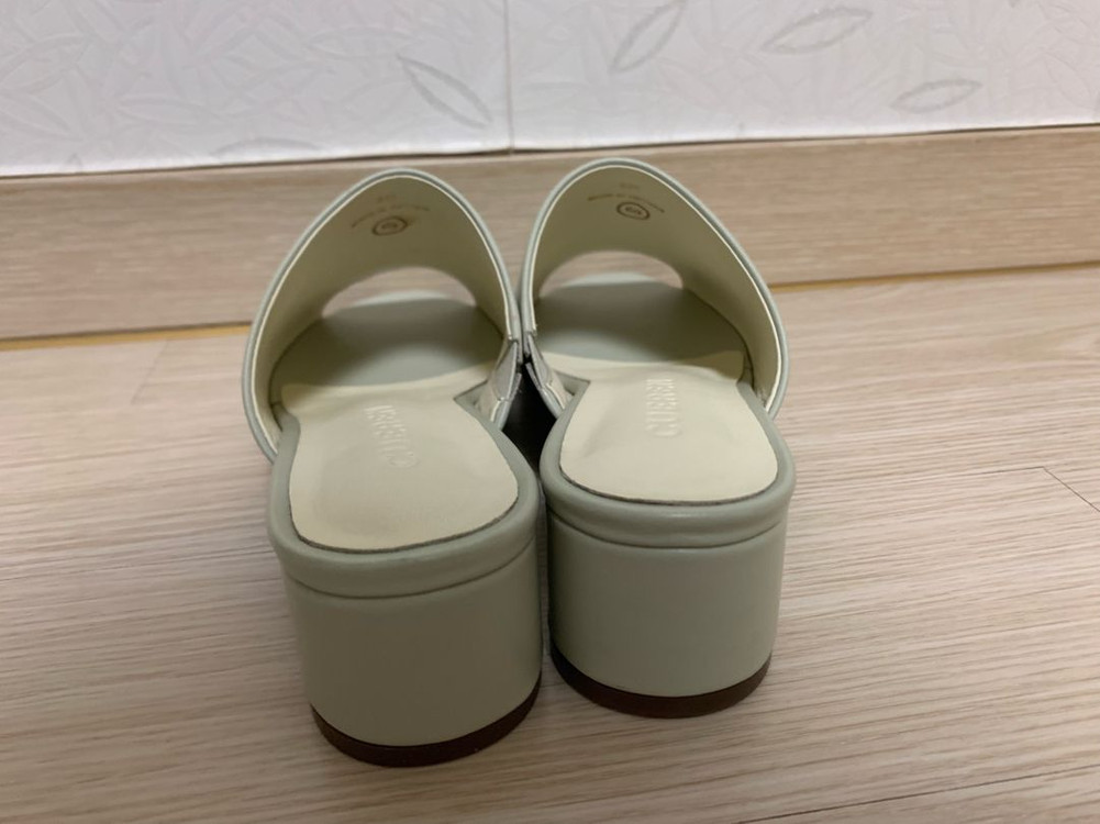 쿠에른 밀라노 뮬 225 이미지