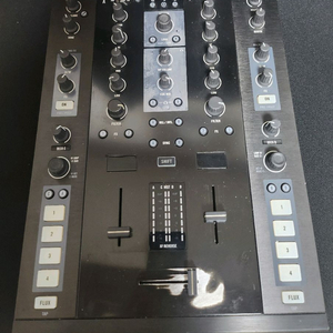 트랙터 z2 믹서 (serato dj 호환 가능)