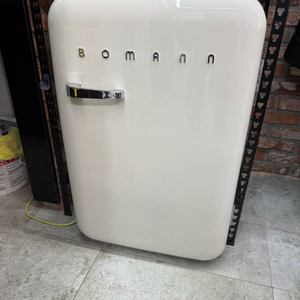 보만 레트로 냉장고106L