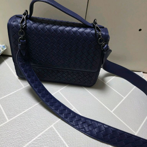 보테가베네타 알룸나백