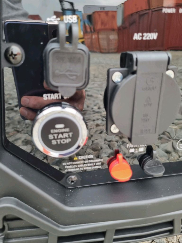 저소음 발전기 5K 디지털 인버터 입니다 리모컨으로 작동--5