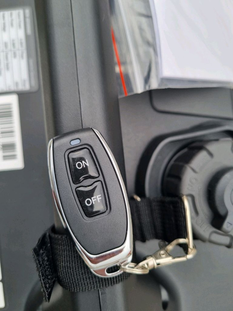 저소음 발전기 5K 디지털 인버터 입니다 리모컨으로 작동--6