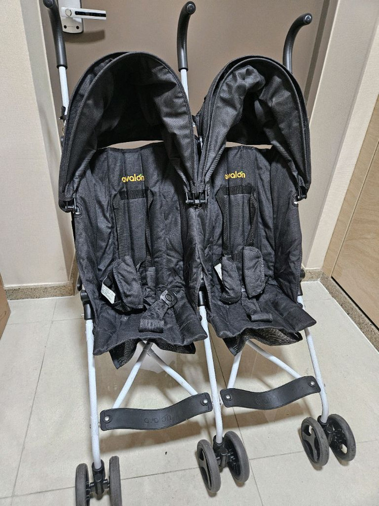 아발론 휴대용쌍둥이유모차 이미지