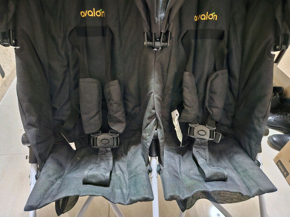 아발론 휴대용쌍둥이유모차 이미지