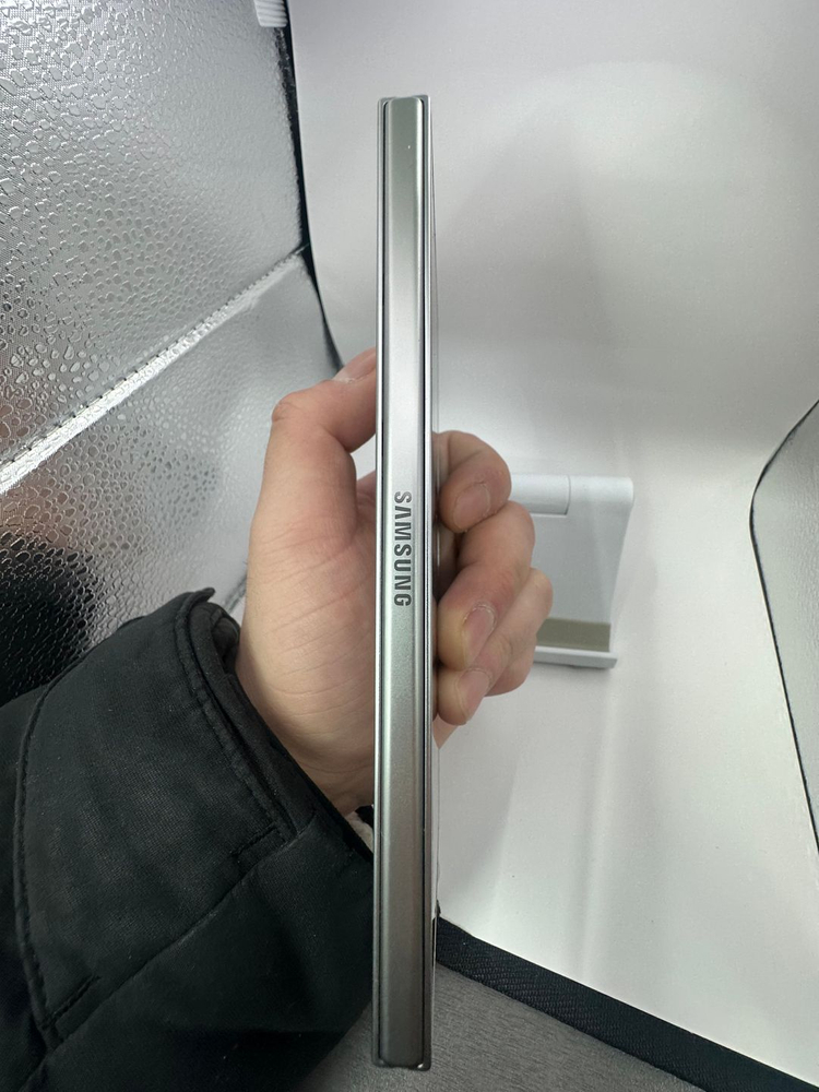 갤럭시Z폴드7 512GB 실버색상 이미지