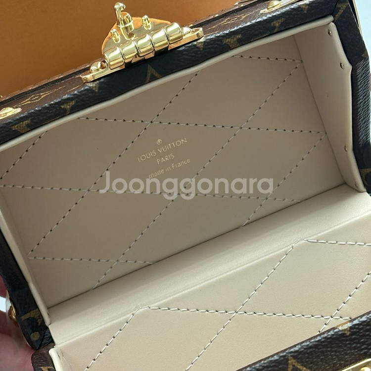 루이비통 모노그램 쁘띠뜨 말 카메라 박스백 M10079--8