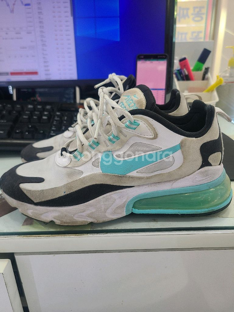 나이키 에어맥스270리액트 245--2