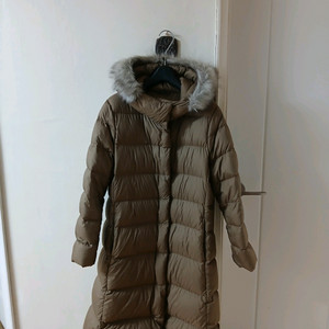 유니클로 롱경량 패딩 XL 가슴단면 55정도 49->29