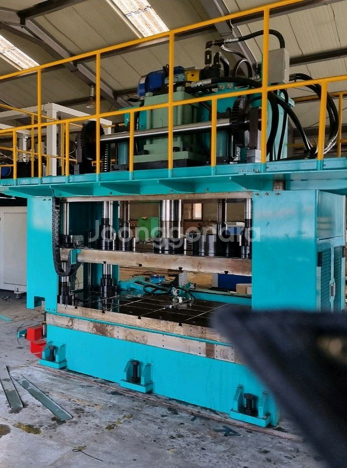 [신품급] 200톤 유압 프레스 4주식 소개 합니다--1