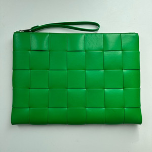 보테가베네타 그린 클러치백