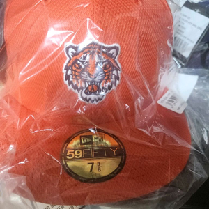 뉴에라 스냅백 디트로이트 한정판 738 (58.7)사이즈