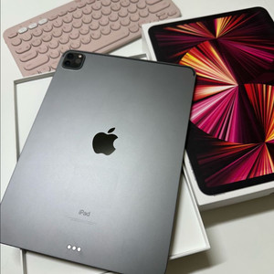 아이패드 프로 3세대 11 128기가 wifi + 로지텍 무선 키보드 급처 이미지