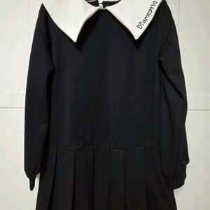 여아 블랙 원피스 사이즈13 콩쿨 원피스 착용 140사이즈 발표회 결혼식하객룩