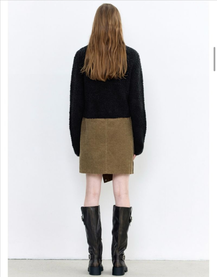 인사일런스 코로듀이 언밸런스 스커트 팝니다 s--1